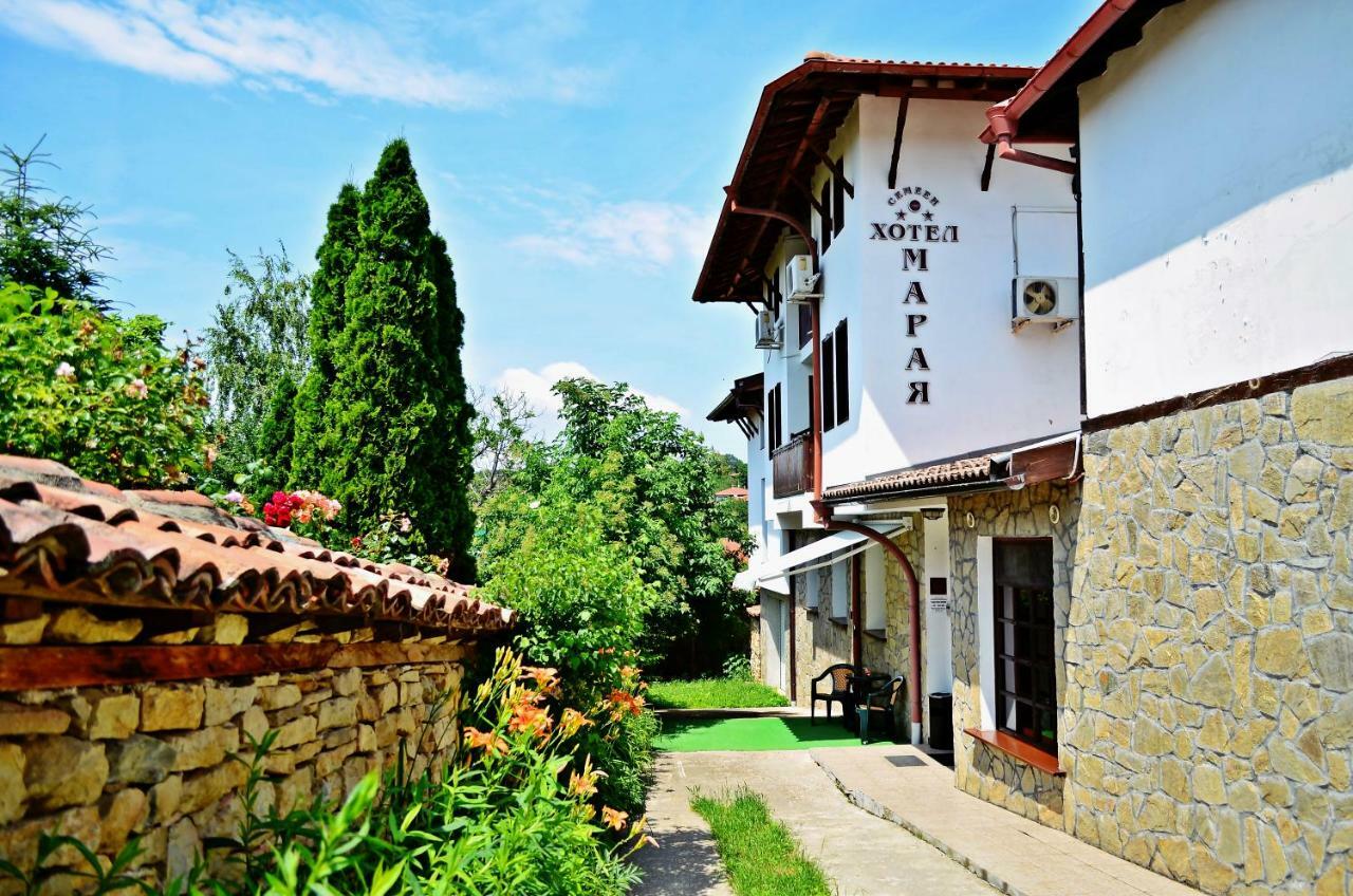 Family Hotel Maraya Arbanasi Exteriör bild